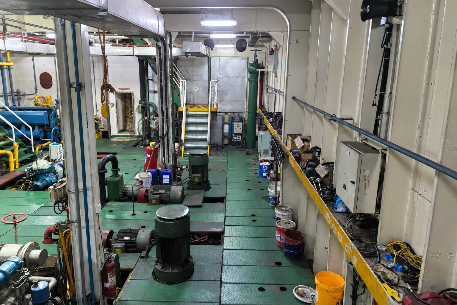 7,500 DWT Bulk Carrier - 8