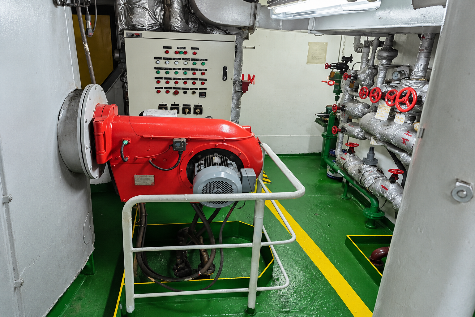 3,700 DWT Chemical Tanker - 8