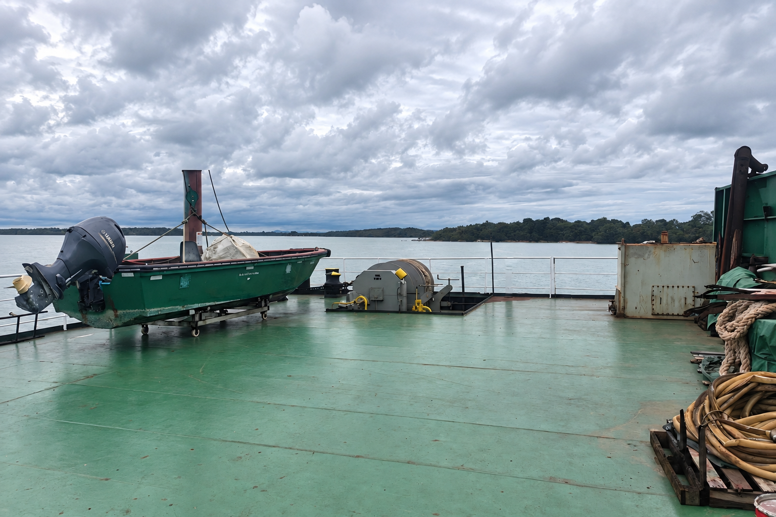 5,000 DWT Deck Barge - 2