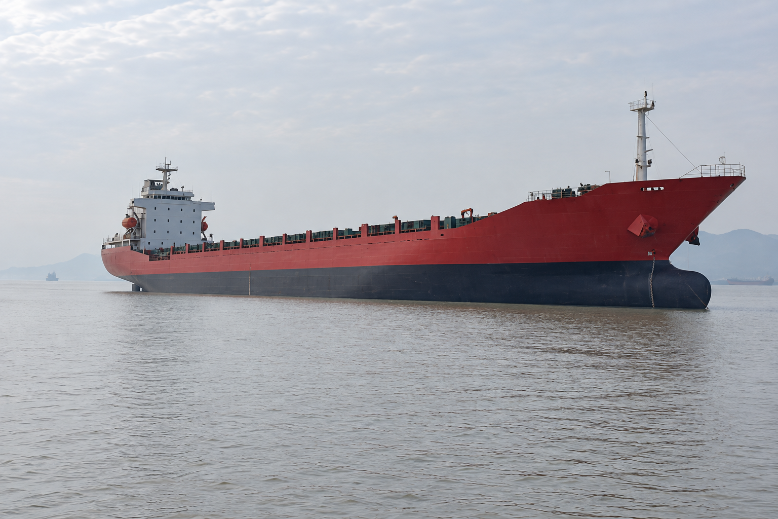 10,850 DWT 684 TEU Multipurpose Vessel - 1