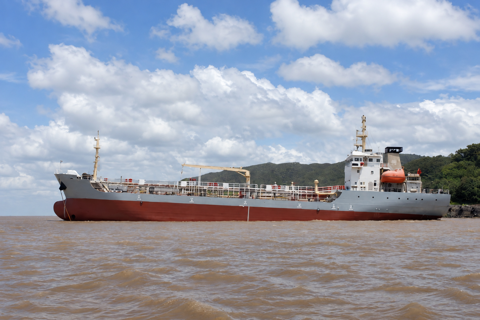 3,200 DWT Product Tanker - 1