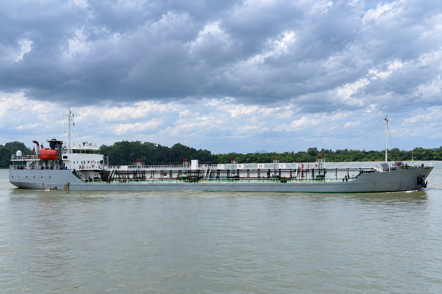 4,500 DWT Tanker - 1