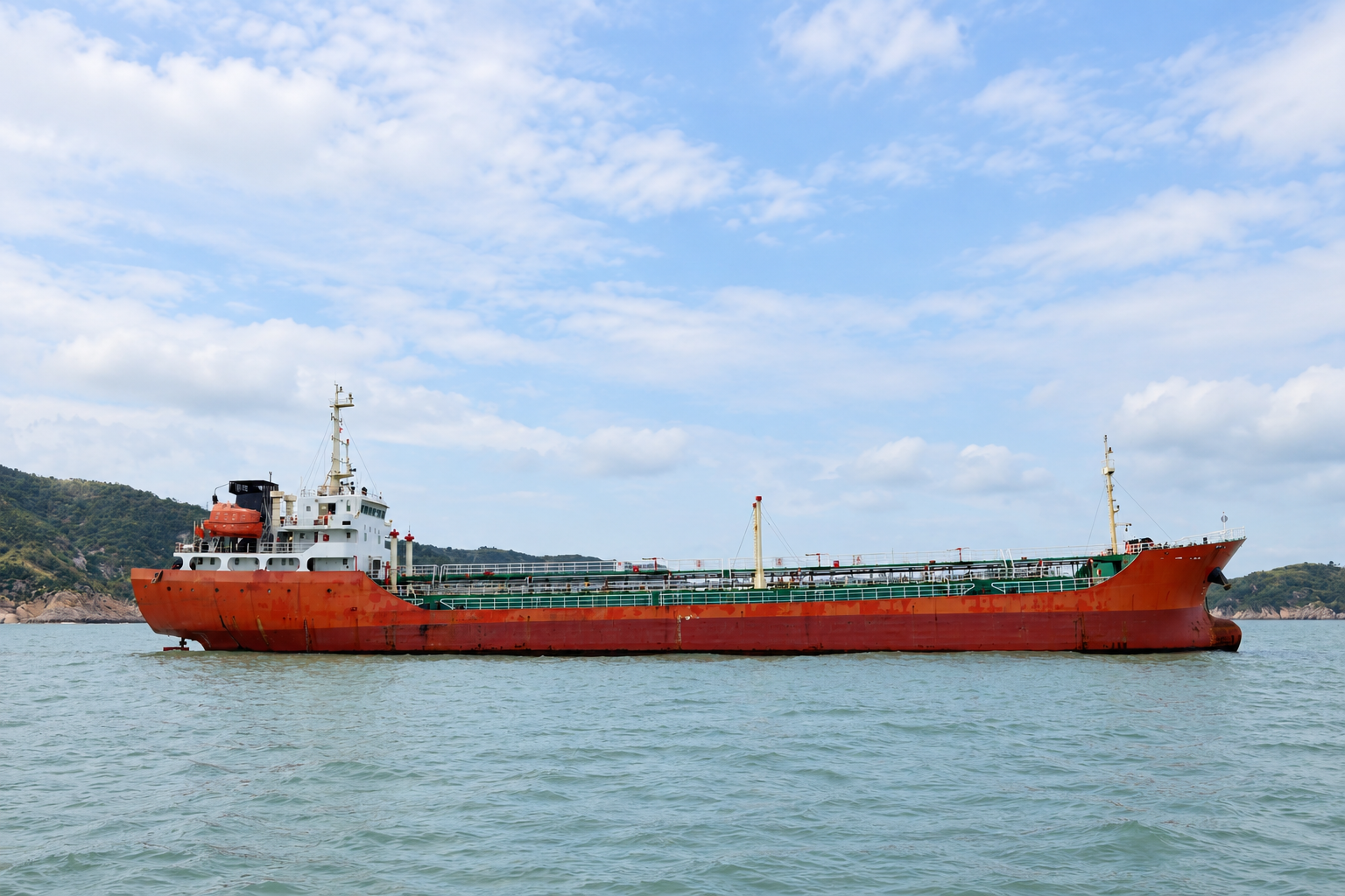 4,400 DWT Product Tanker - 1