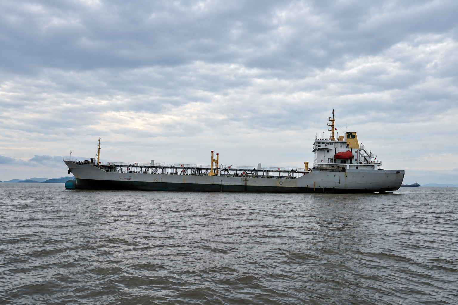 6,600 DWT Tanker - 1