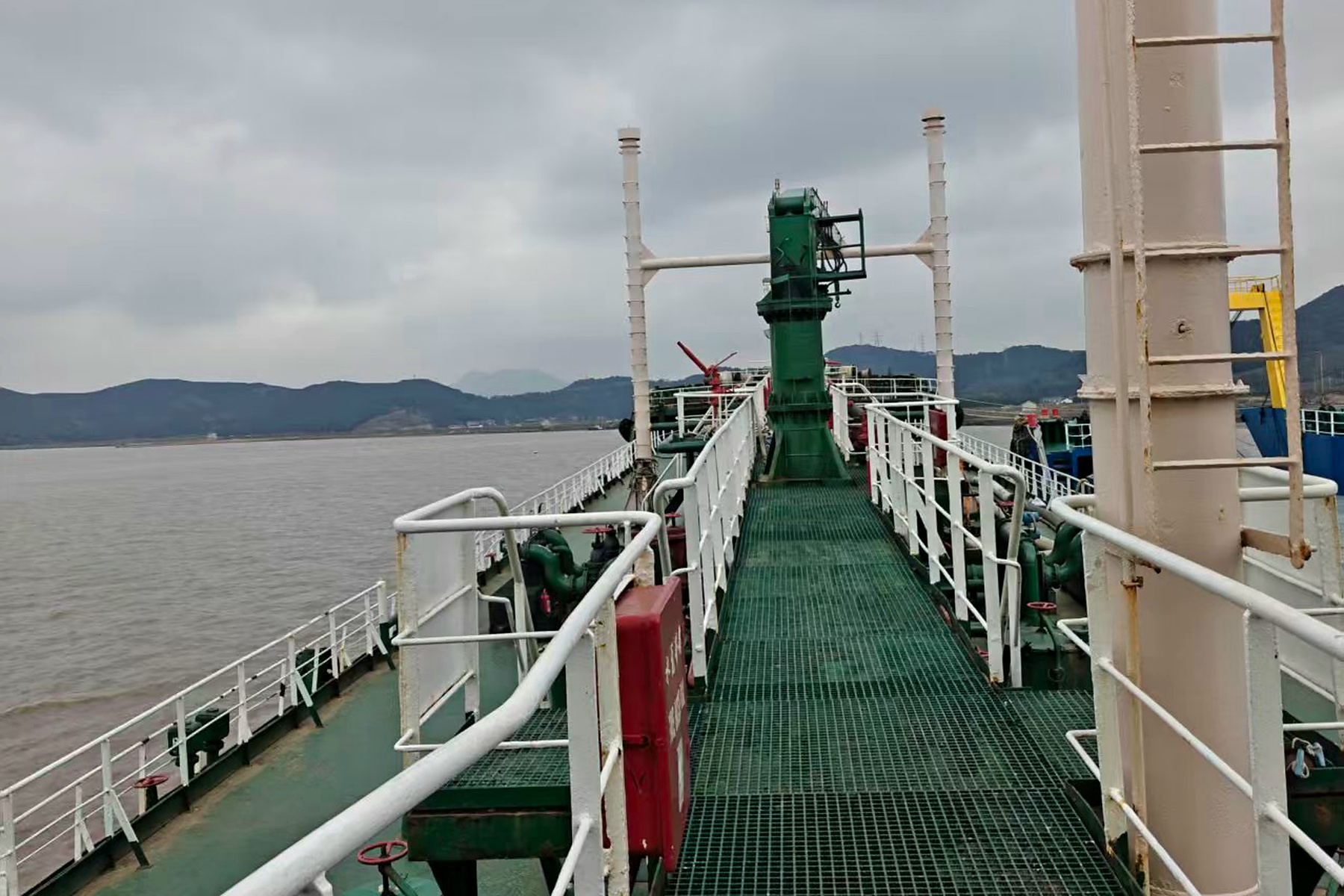 4,240 DWT 成品油船 - 2