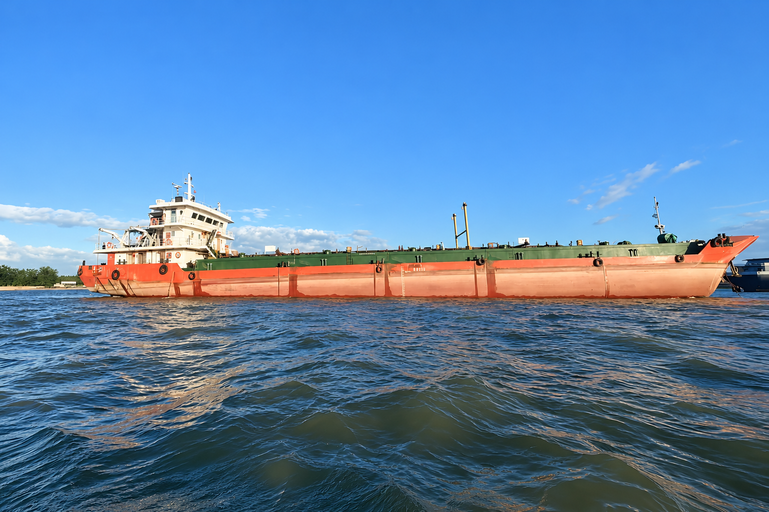 4,000 DWT Tanker - 1